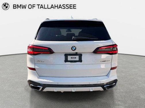Alpine White 2023 BMW X5 sDrive40i