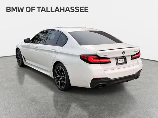 Alpine White 2023 BMW 540 i xDrive
