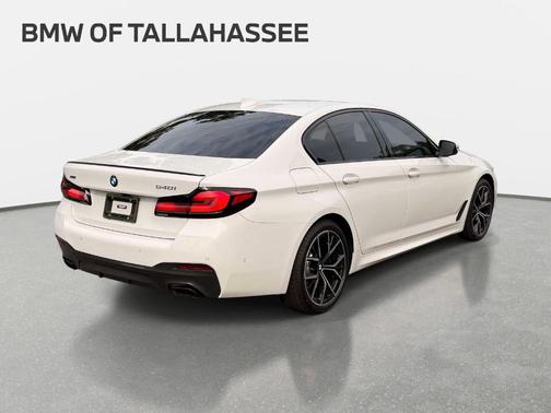 Alpine White 2023 BMW 540 i xDrive