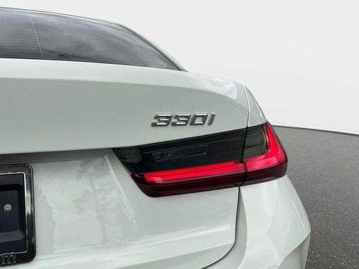 Alpine White 2023 BMW 330 i