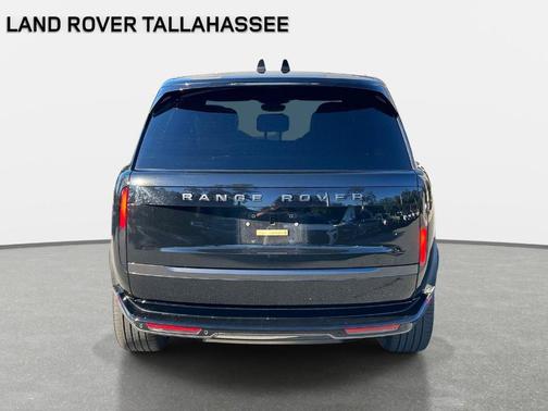 Santorini Black 2025 Land Rover Range Rover P530 SE