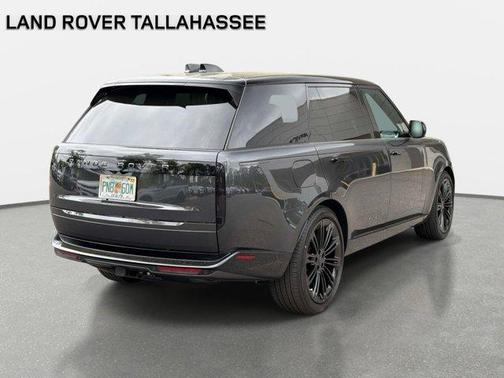 2026 Land Rover Range Rover P400 SE 7 Seat