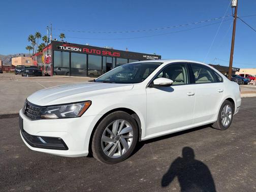 2018 Volkswagen Passat 2.0T SE