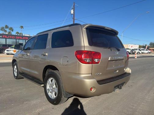 2008 Toyota Sequoia SR5