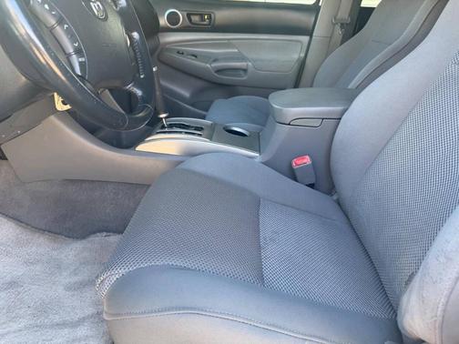 2006 Toyota Tacoma PreRunner Double Cab