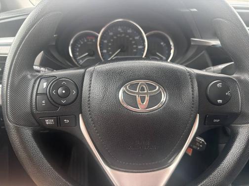 Classic Silver Metallic 2014 Toyota Corolla LE