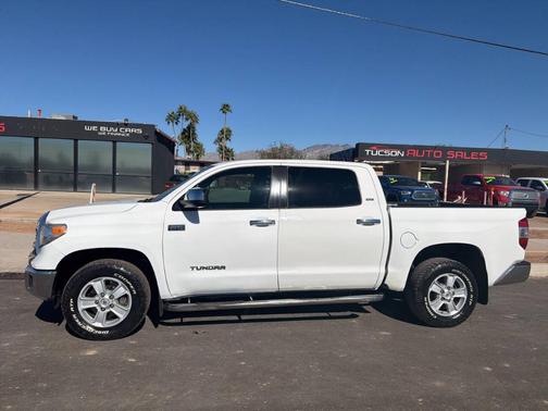 2015 Toyota Tundra SR5