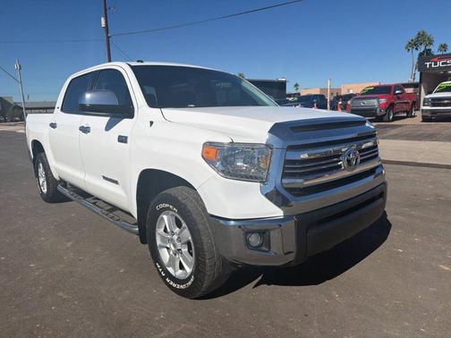 2015 Toyota Tundra SR5