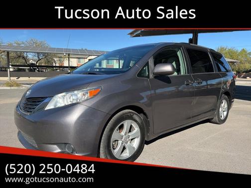 2014 Toyota Sienna LE