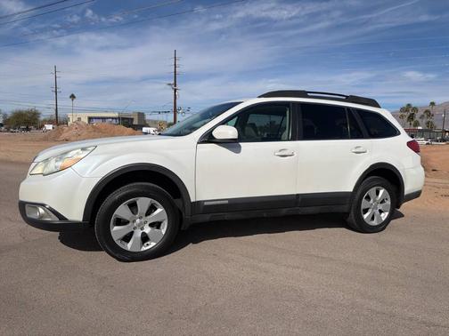 2010 Subaru Outback 2.5i Limited