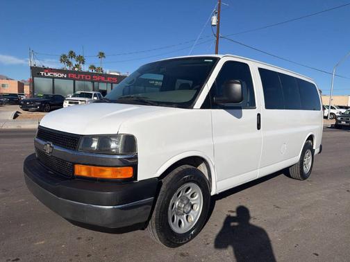 2009 Chevrolet Express 1500 LT Wagon