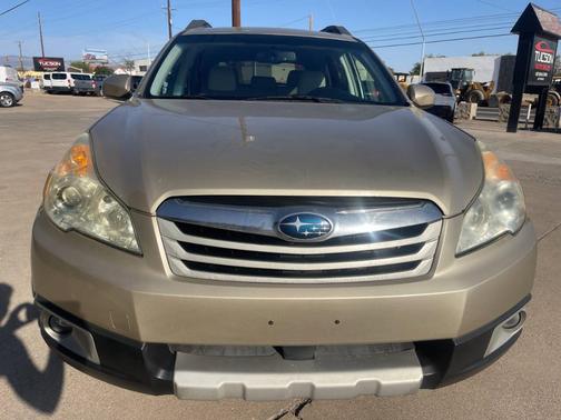 2010 Subaru Outback 2.5i Limited