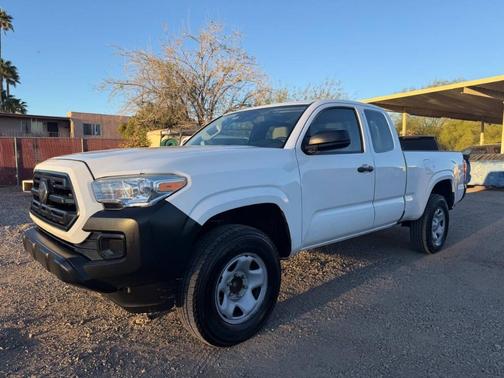 2018 Toyota Tacoma SR