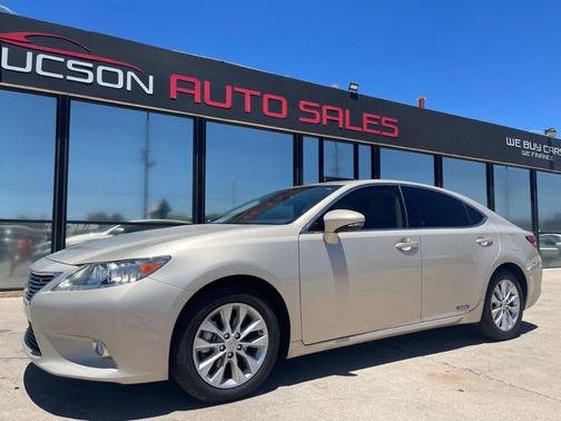2013 Lexus ES 300h Base