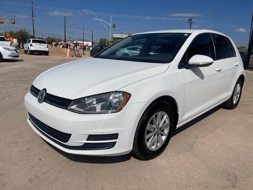 2016 Volkswagen Golf TSI S