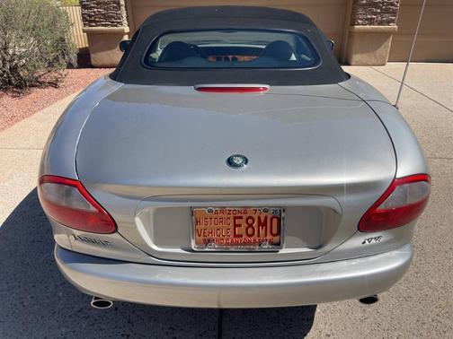 1998 Jaguar XK8