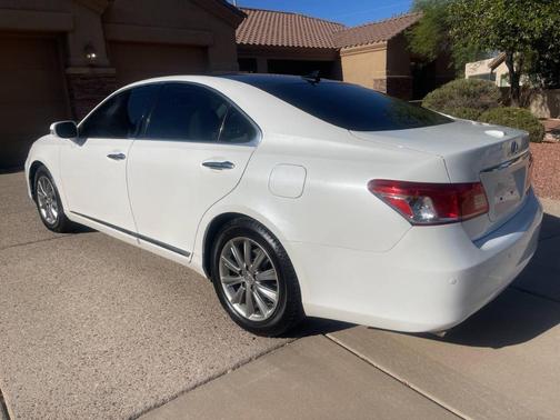 2011 Lexus ES 350 Base