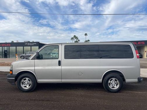 2008 Chevrolet Express 1500 LS Wagon