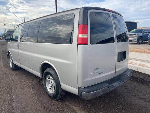 2008 Chevrolet Express 1500 LS Wagon