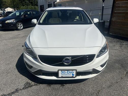 2018 Volvo S60 T5 Dynamic