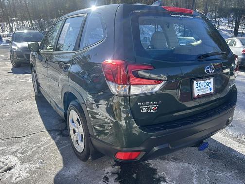 2023 Subaru Forester Base