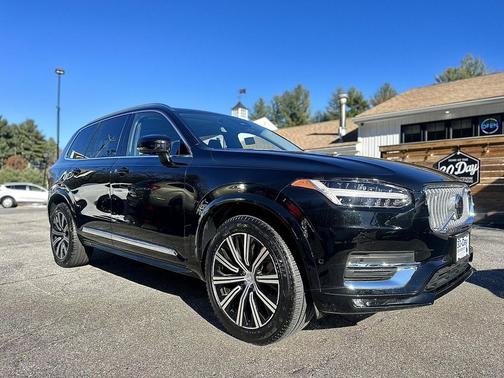 2025 Volvo XC90 B6 Plus 7-Seater