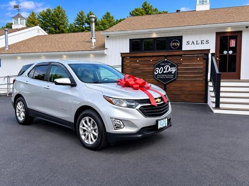 Silver Ice Metallic 2020 Chevrolet Equinox 1LT