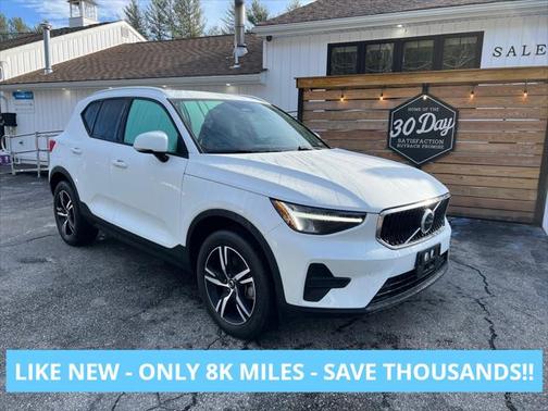 2023 Volvo XC40 B5 Core