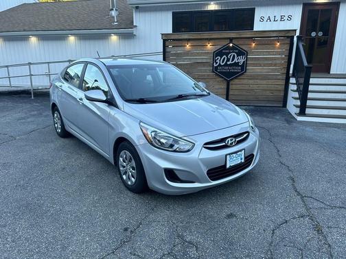 2017 Hyundai Accent SE