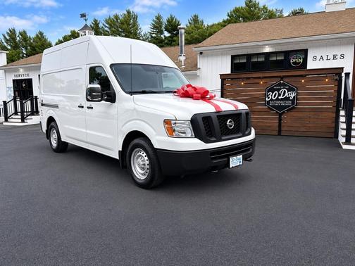 2018 Nissan NV Cargo NV3500 HD S V8