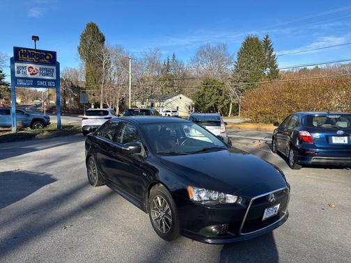 2015 Mitsubishi Lancer SE