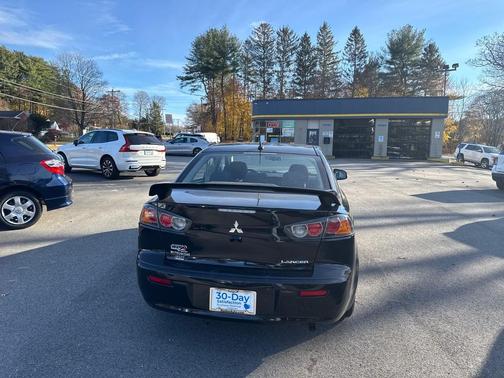 2015 Mitsubishi Lancer SE