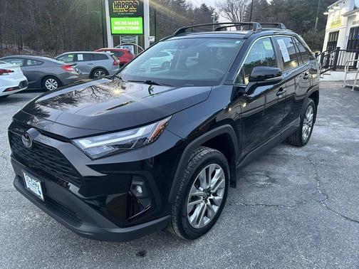 2024 Toyota RAV4 XLE Premium