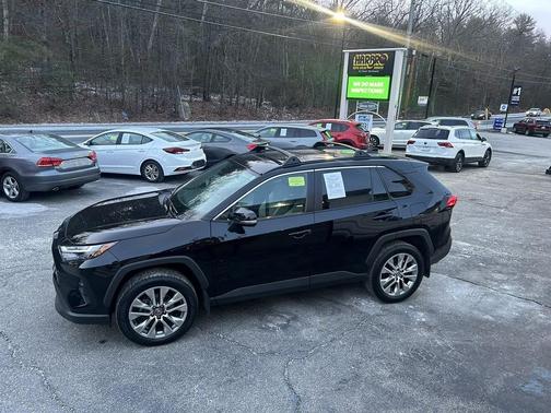 2024 Toyota RAV4 XLE Premium