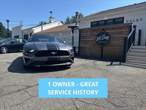 2022 Ford Mustang EcoBoost