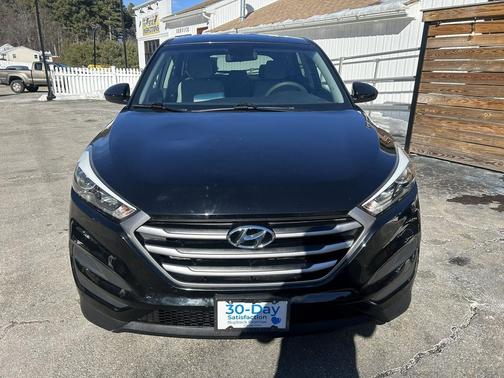2018 Hyundai TUCSON SE