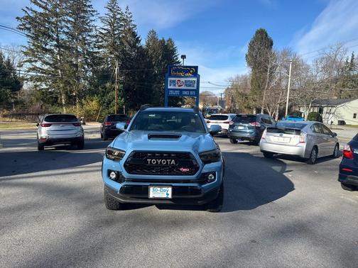 2022 Toyota Tacoma TRD Sport