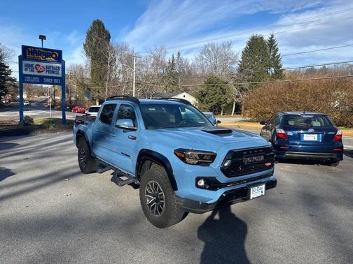 2022 Toyota Tacoma TRD Sport