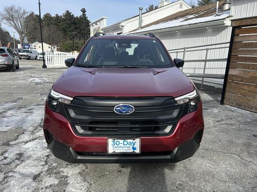 2025 Subaru Forester Base