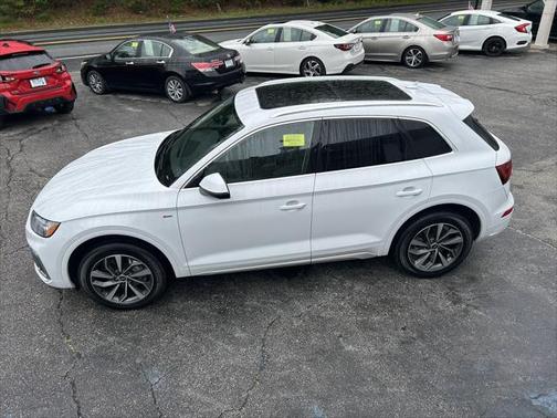 2022 Audi Q5 45 S line Premium Plus