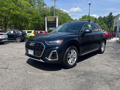 Mythos Black Metallic 2022 Audi Q5 45 S line Premium