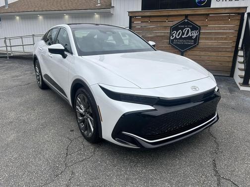 2023 Toyota Crown Limited