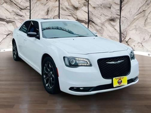 2017 Chrysler 300 S