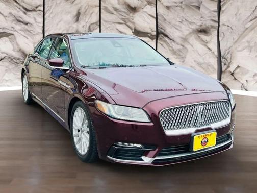 2017 Lincoln Continental Select