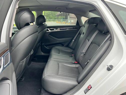 Casablanca White 2017 Genesis G80 3.8