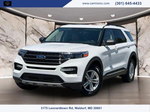 Oxford White 2020 Ford Explorer XLT