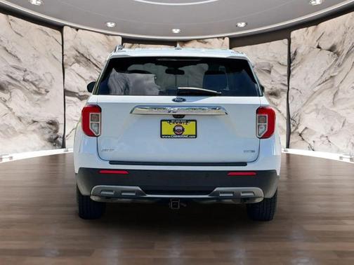 Oxford White 2020 Ford Explorer XLT