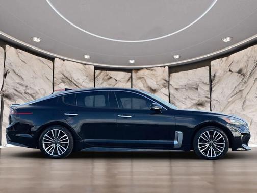 2018 Kia Stinger Premium