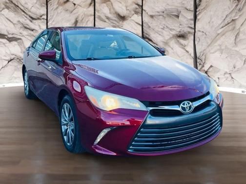2016 Toyota Camry XLE