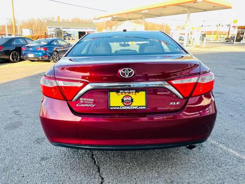 2016 Toyota Camry XLE